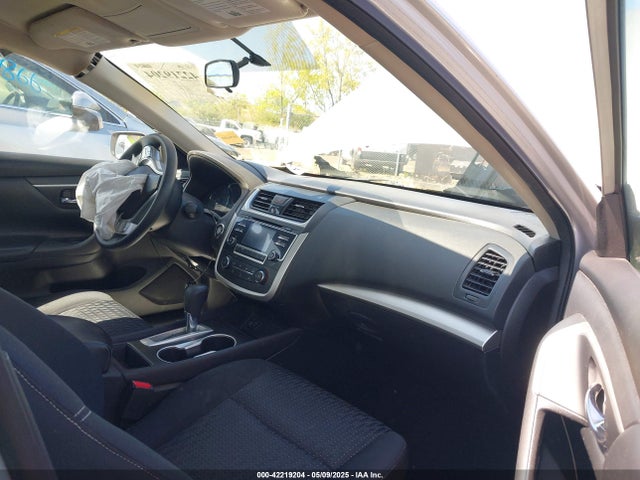 1N4AL3AP3HN328459 Nissan Altima 2.5 S