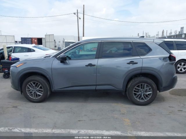 5N1BT3AA1PC872491 Nissan Rogue S Fwd