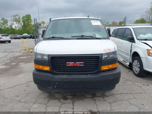 1GTW7AFP2N1139483 GMC Savana Cargo Rwd 2500 Regular Wheelbase Work Van