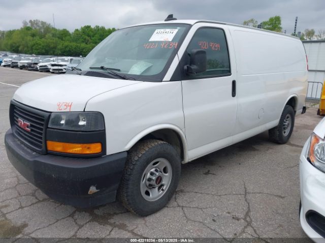 1GTW7AFP2N1139483 GMC Savana Cargo Rwd 2500 Regular Wheelbase Work Van