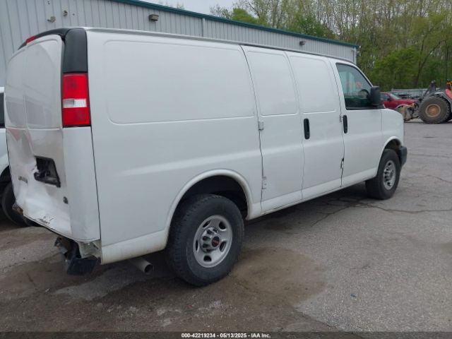 1GTW7AFP2N1139483 GMC Savana Cargo Rwd 2500 Regular Wheelbase Work Van