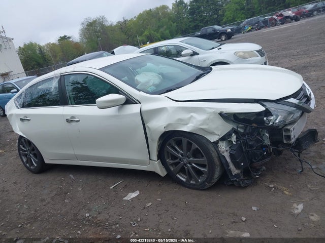 1N4AL3AP2JC146396 Nissan Altima 2.5 Sr