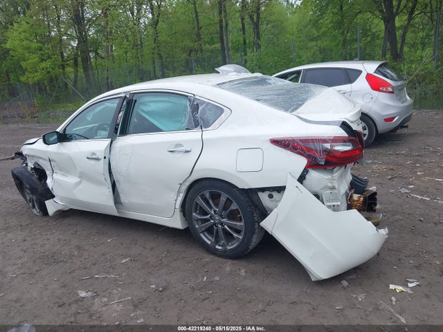 1N4AL3AP2JC146396 Nissan Altima 2.5 Sr