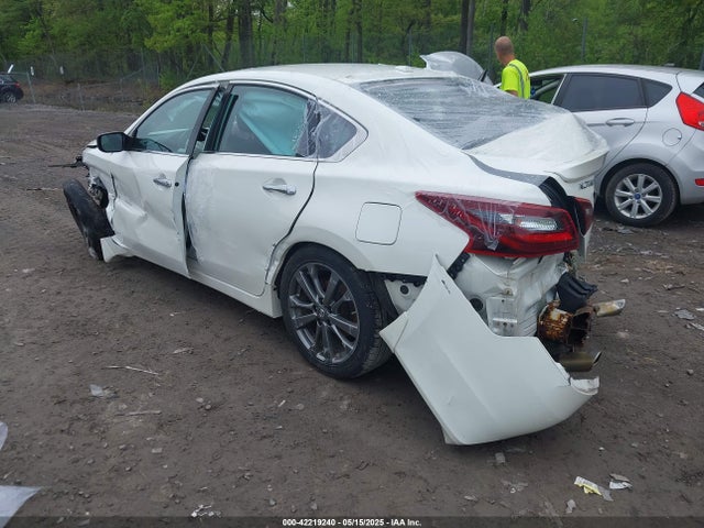 1N4AL3AP2JC146396 Nissan Altima 2.5 Sr