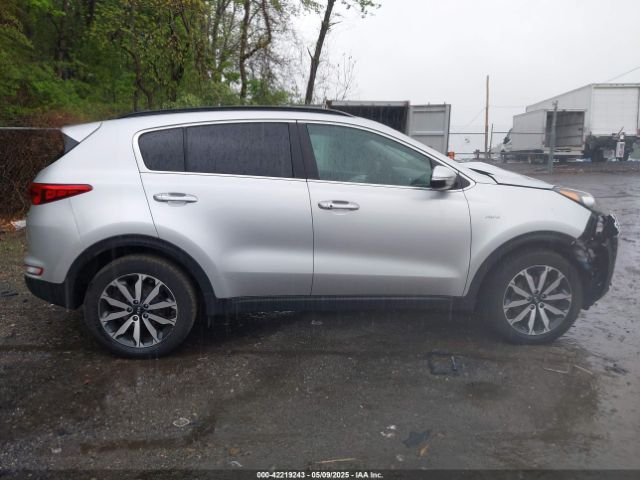 KNDPNCAC8J7309766 KIA Sportage Ex