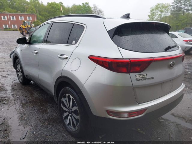 KNDPNCAC8J7309766 KIA Sportage Ex