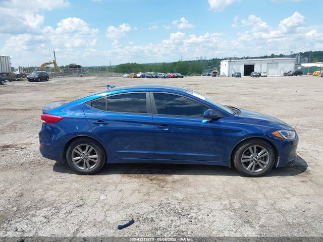 5NPD84LF1HH065648 Hyundai ELANTRA SE