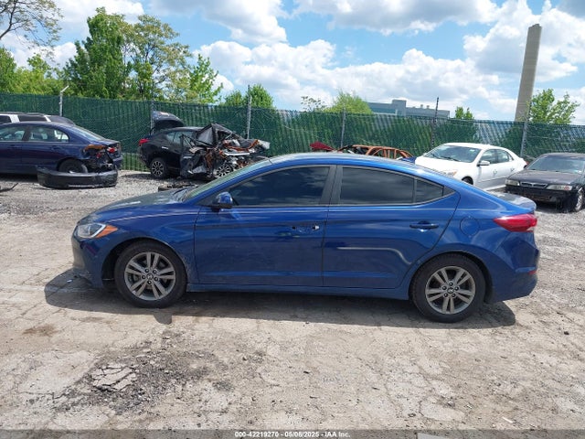 5NPD84LF1HH065648 Hyundai ELANTRA SE