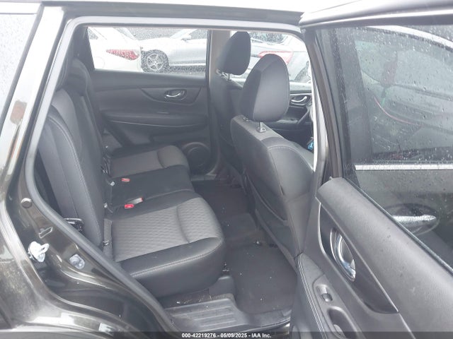 JN8AT2MV2HW270440 Nissan ROGUE SV
