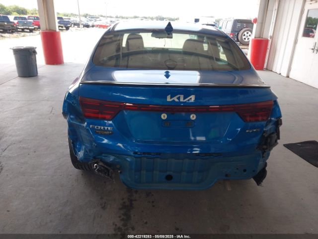 3KPF54AD9PE621839 KIA Forte Gt-line