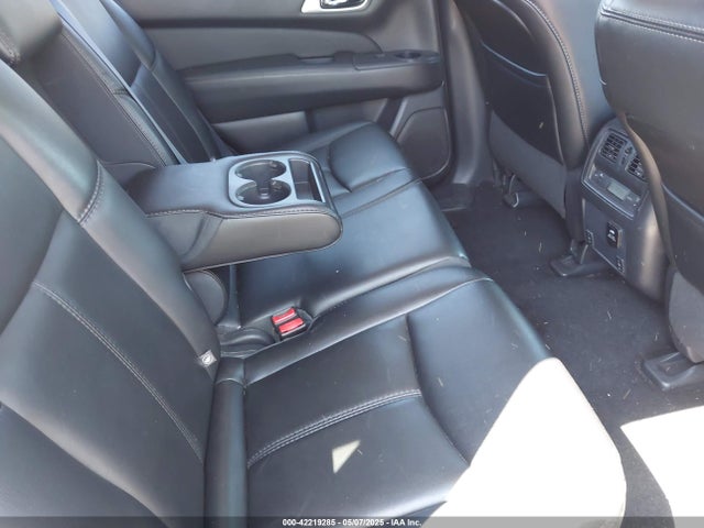 5N1AR2MM1GC616507 Nissan Pathfinder Sl