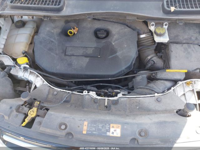 1FMCU0J91FUA50191 Ford Escape Titanium