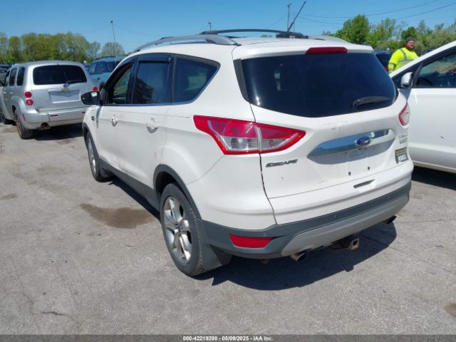 1FMCU0J91FUA50191 Ford Escape Titanium