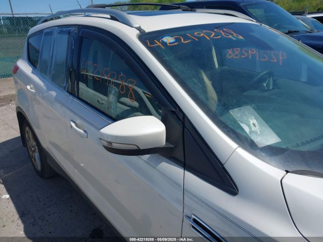 1FMCU0J91FUA50191 Ford Escape Titanium