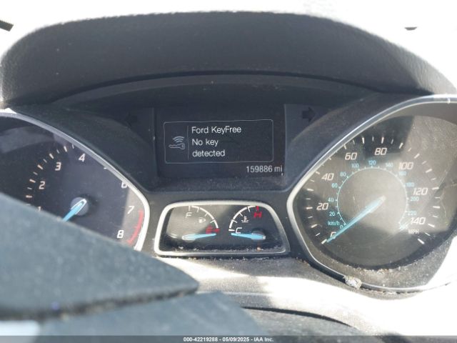 1FMCU0J91FUA50191 Ford Escape Titanium