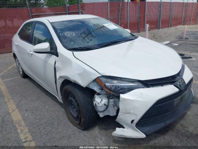 5YFBURHE8JP769404 Toyota COROLLA LE