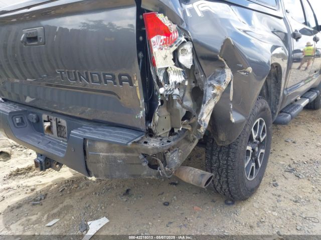 5TFDY5F14KX817411 Toyota Tundra Sr5 5.7l V8