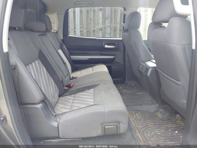 5TFDY5F14KX817411 Toyota Tundra Sr5 5.7l V8