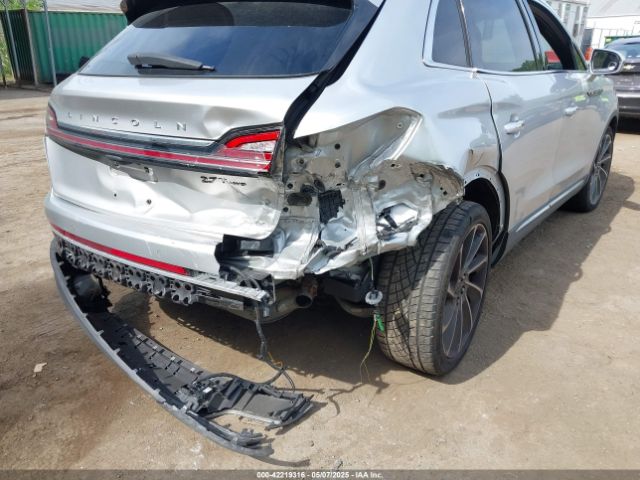 2019 LINCOLN NAUTILUS 2LMPJ8LP5KBL32374 Photo 5