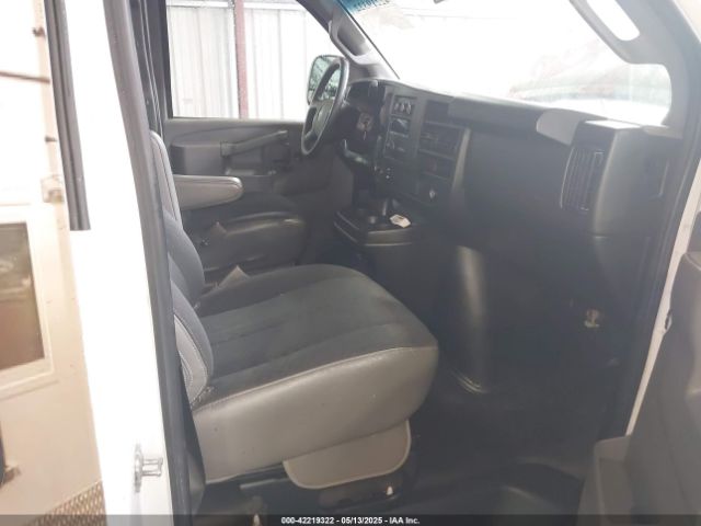 1GTW7AFG8K1304433 GMC Savana 2500 Work Van