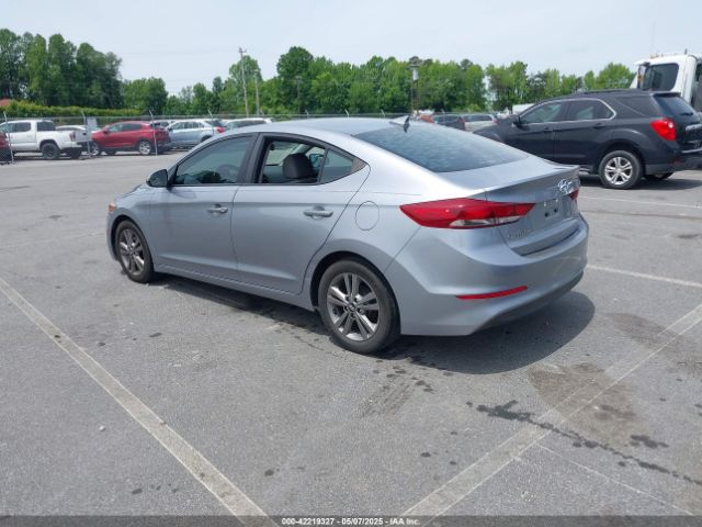 5NPD84LF5HH132753 Hyundai ELANTRA SE