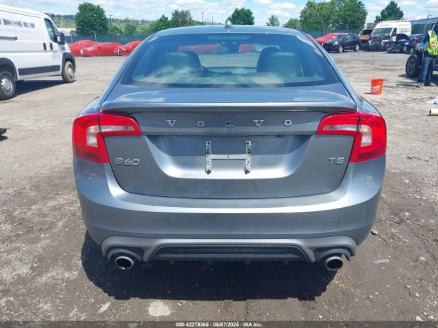 YV126MFL4H2432746 Volvo S60 T5 Dynamic