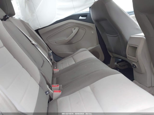 1FMCU9GX0FUB23447 Ford ESCAPE SE