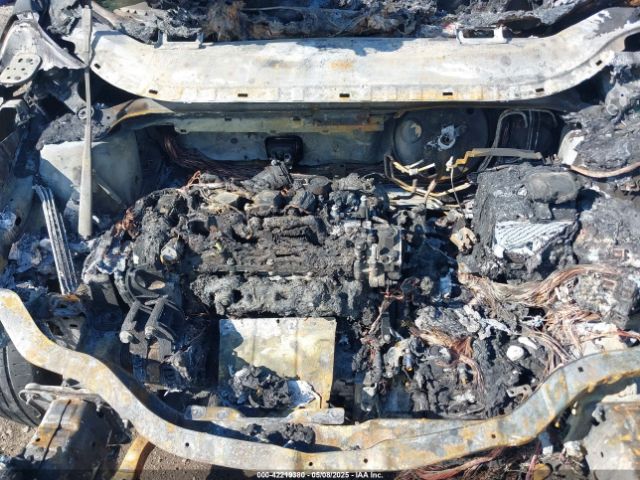 1FMCU0GD2HUA40316 Ford ESCAPE SE