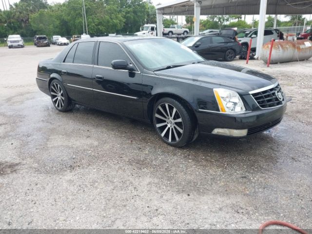 2011 CADILLAC DTS 1G6KH5E64BU127067 Photo 0