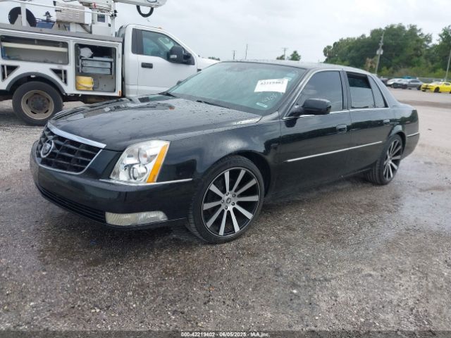 2011 CADILLAC DTS 1G6KH5E64BU127067 Photo 1