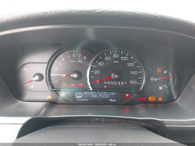 2011 CADILLAC DTS 1G6KH5E64BU127067 Photo 6