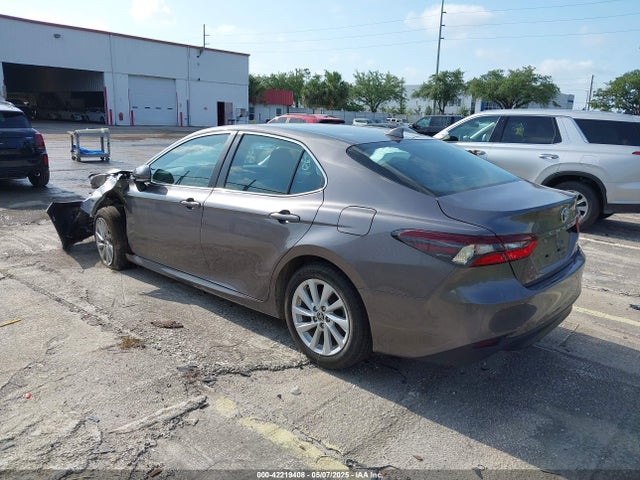 4T1R11AK3RU216016 Toyota CAMRY LE