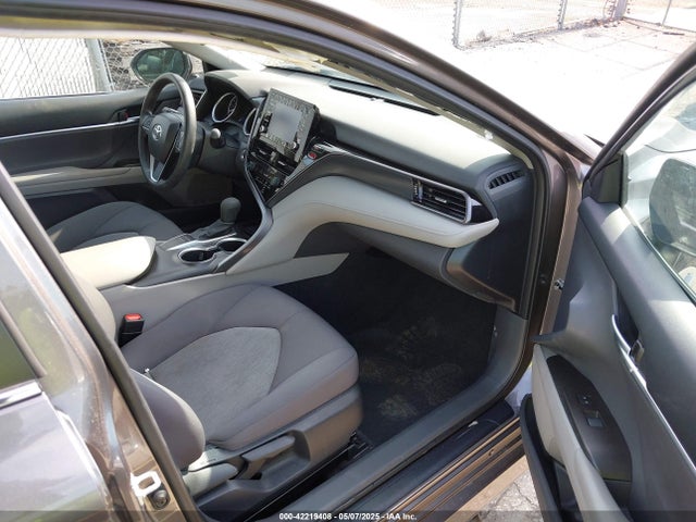 4T1R11AK3RU216016 Toyota CAMRY LE