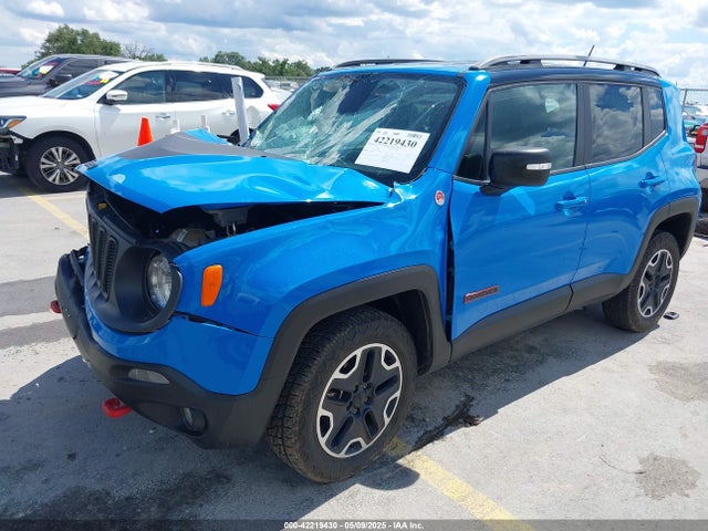 Jeep Renegade 2015 ZACCJBCT0FPB68825 Image 2