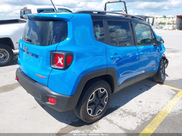 Jeep Renegade 2015 ZACCJBCT0FPB68825 Image 4