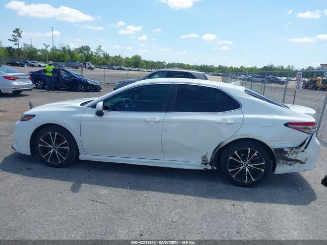 4T1B11HK8KU226604 Toyota CAMRY SE