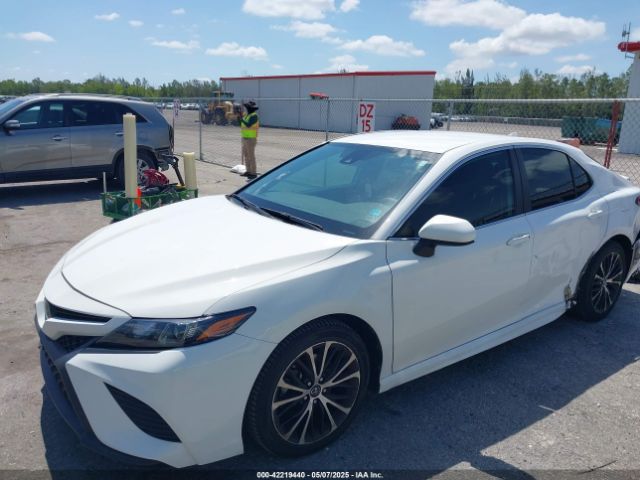 4T1B11HK8KU226604 Toyota CAMRY SE