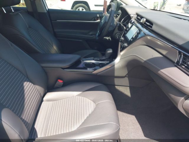 4T1B11HK8KU226604 Toyota CAMRY SE