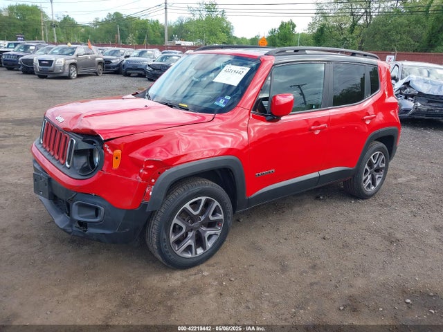 ZACCJBBT1FPB33219 Jeep Renegade Latitude