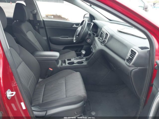 KNDPMCAC5K7574116 KIA Sportage Lx