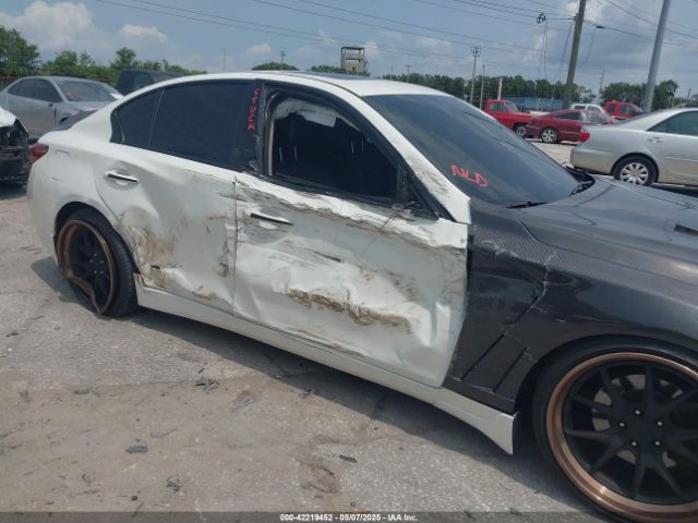 JN1BV7AR9EM699521 Infiniti Q50 Premium