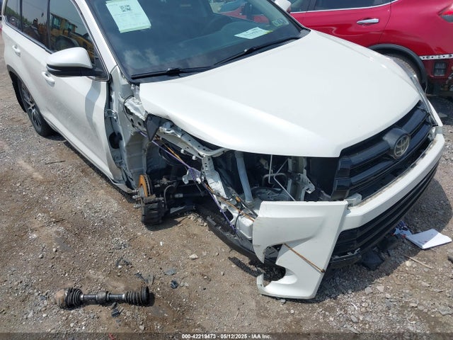 Toyota Highlander Se 2018 5TDJZRFH2JS547586 Image 6