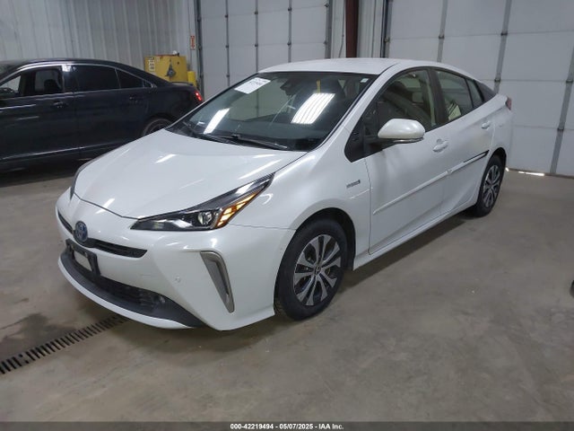 JTDL9MFU9N3031497 Toyota Prius Le Awd-e