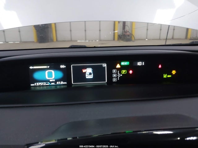 JTDL9MFU9N3031497 Toyota Prius Le Awd-e
