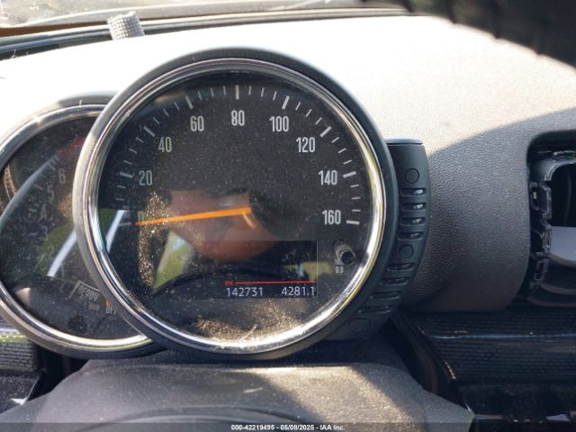 WMWLN5C5XG2B35049 Mini Clubman Cooper