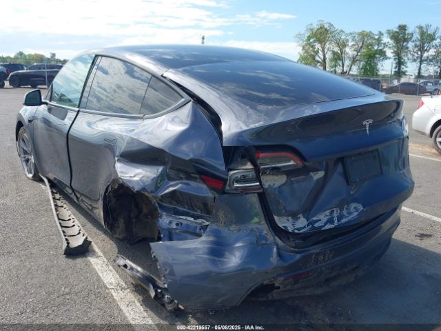 2021 TESLA MODEL Y 5YJYGDEE7MF278685 Photo 2