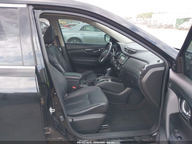 JN8AT2MT3HW390634 Nissan Rogue Sl