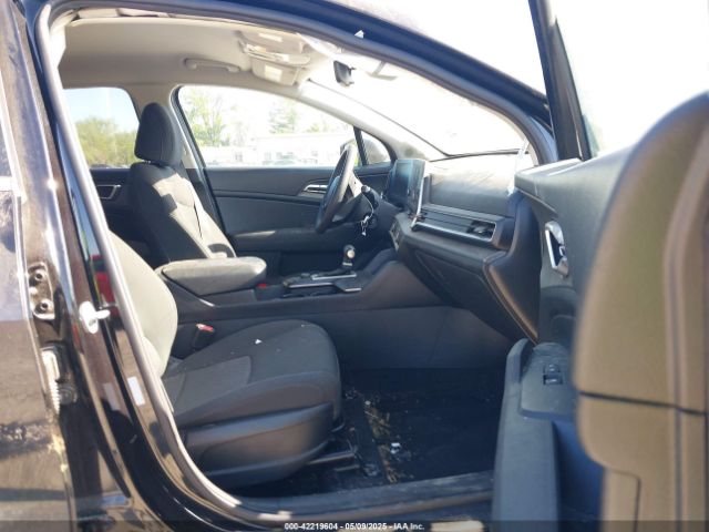 KNDPU3AF8P7106883 KIA Sportage Lx