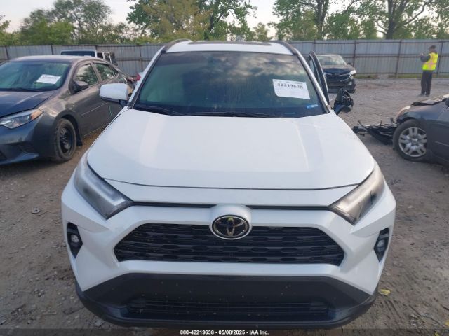 2T3A1RFV5RW452270 Toyota Rav4 Xle Premium
