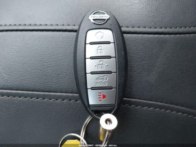 KNMAT2MV3KP554737 Nissan ROGUE SV